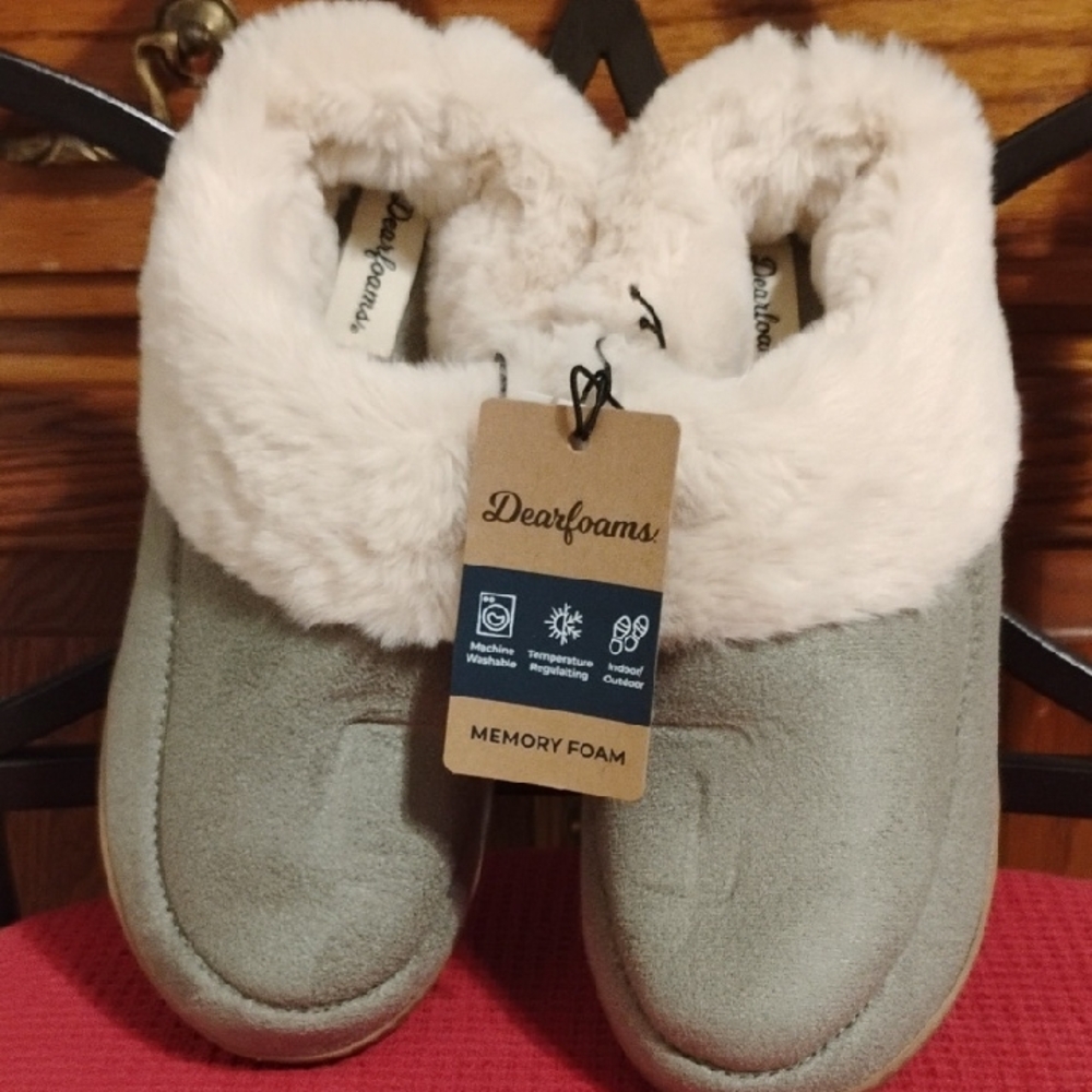 Dearfoams Women’s Moccasin Slippers – Size Small – NWT 🥿✨